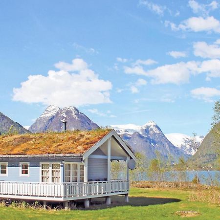 Cozy Home In Fjaerland With House A Mountain View 외부 사진