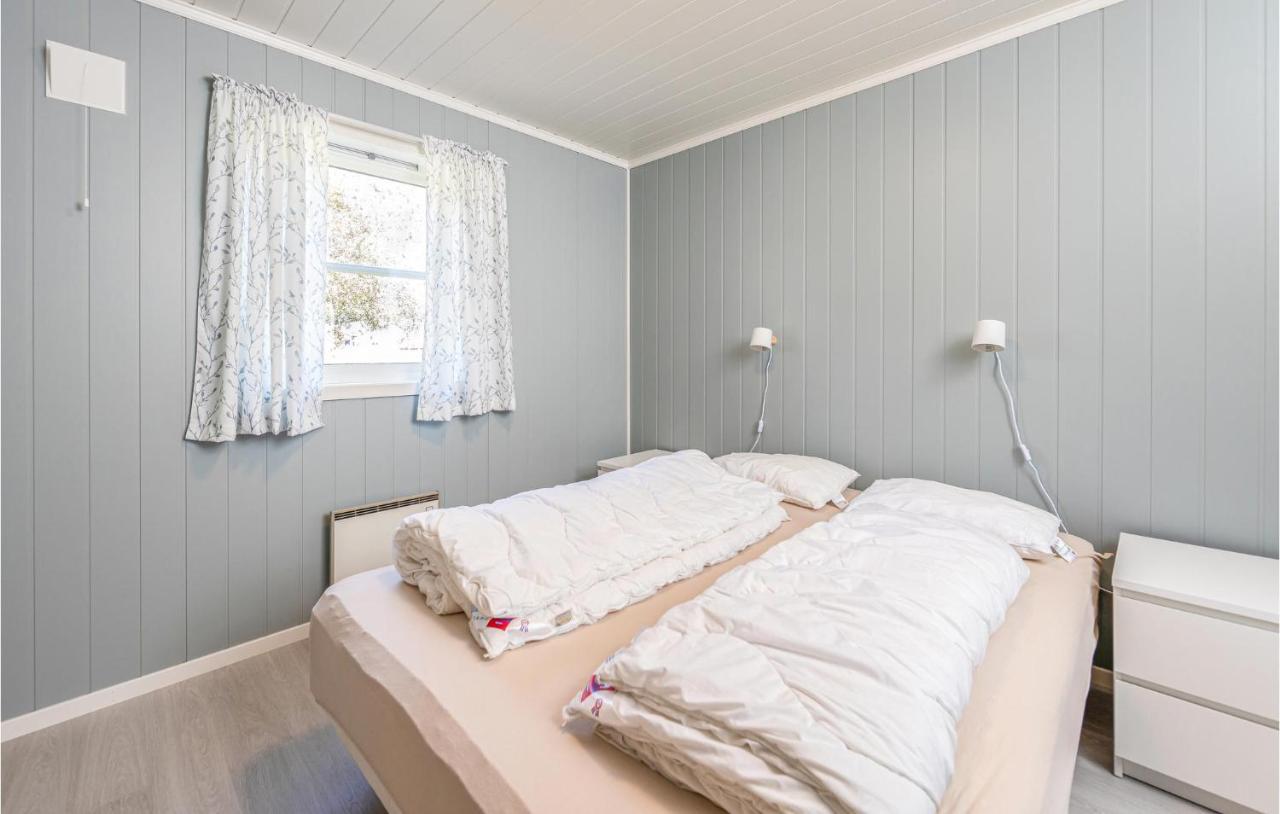 Cozy Home In Fjaerland With House A Mountain View 외부 사진