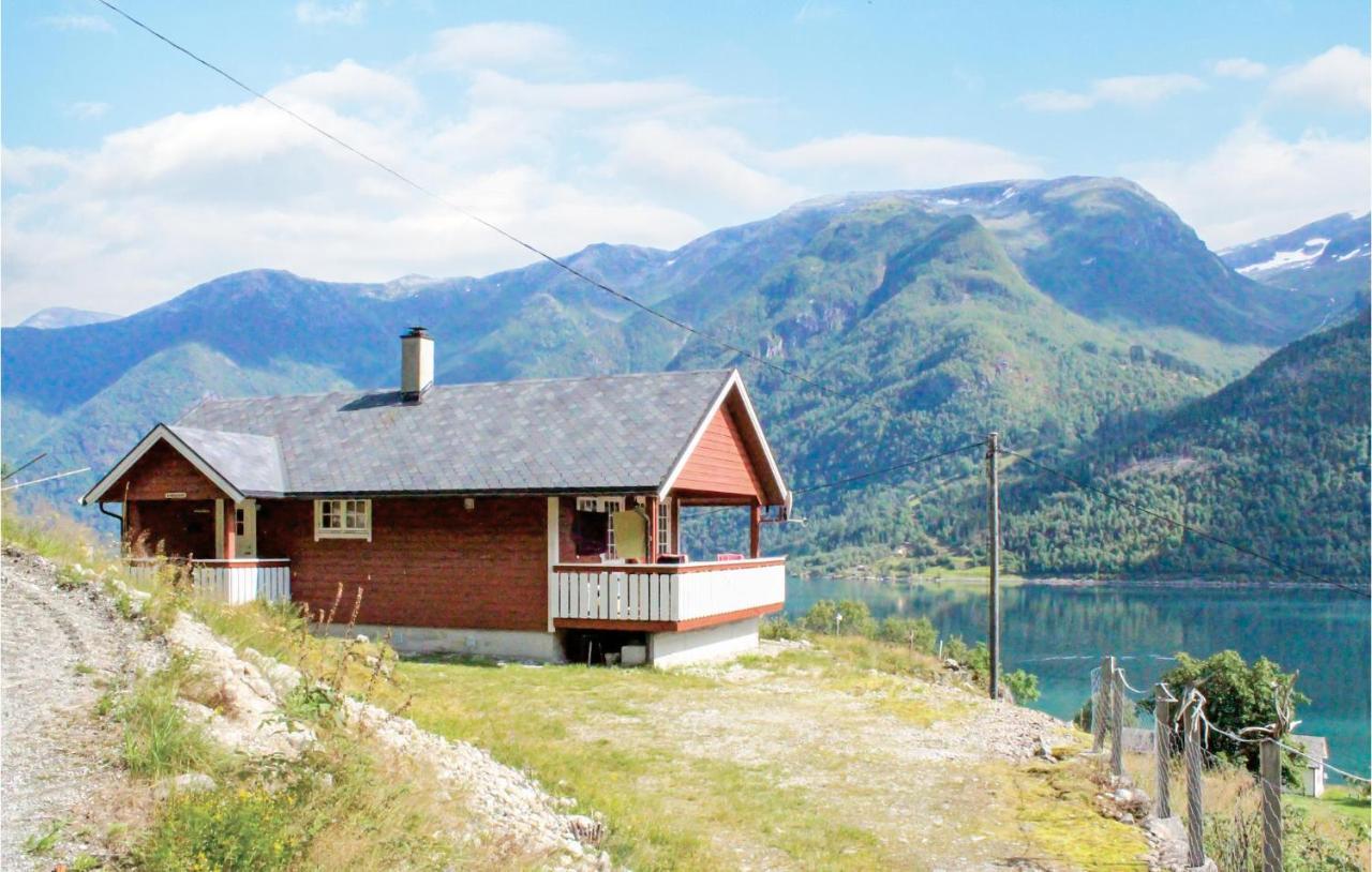 Cozy Home In Fjaerland With House A Mountain View 외부 사진