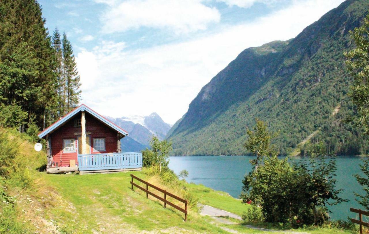 Cozy Home In Fjaerland With House A Mountain View 외부 사진